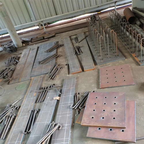 有哪些其他因素会影响梧州预埋件位置的确定？