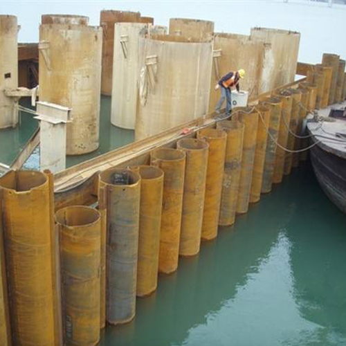 梧州钢护筒现场安装